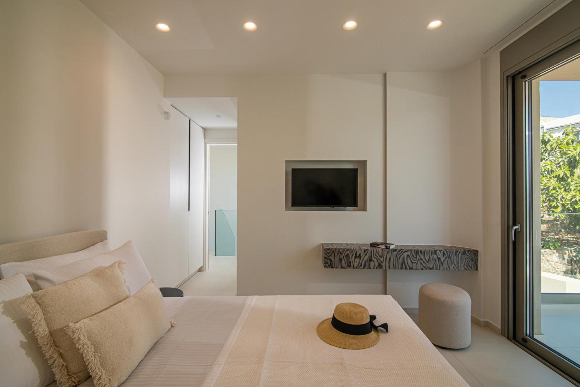 Beachfront Villa Edem Dedicated Beach Space - Heated Pool Άγιος Νικόλαος Εξωτερικό φωτογραφία