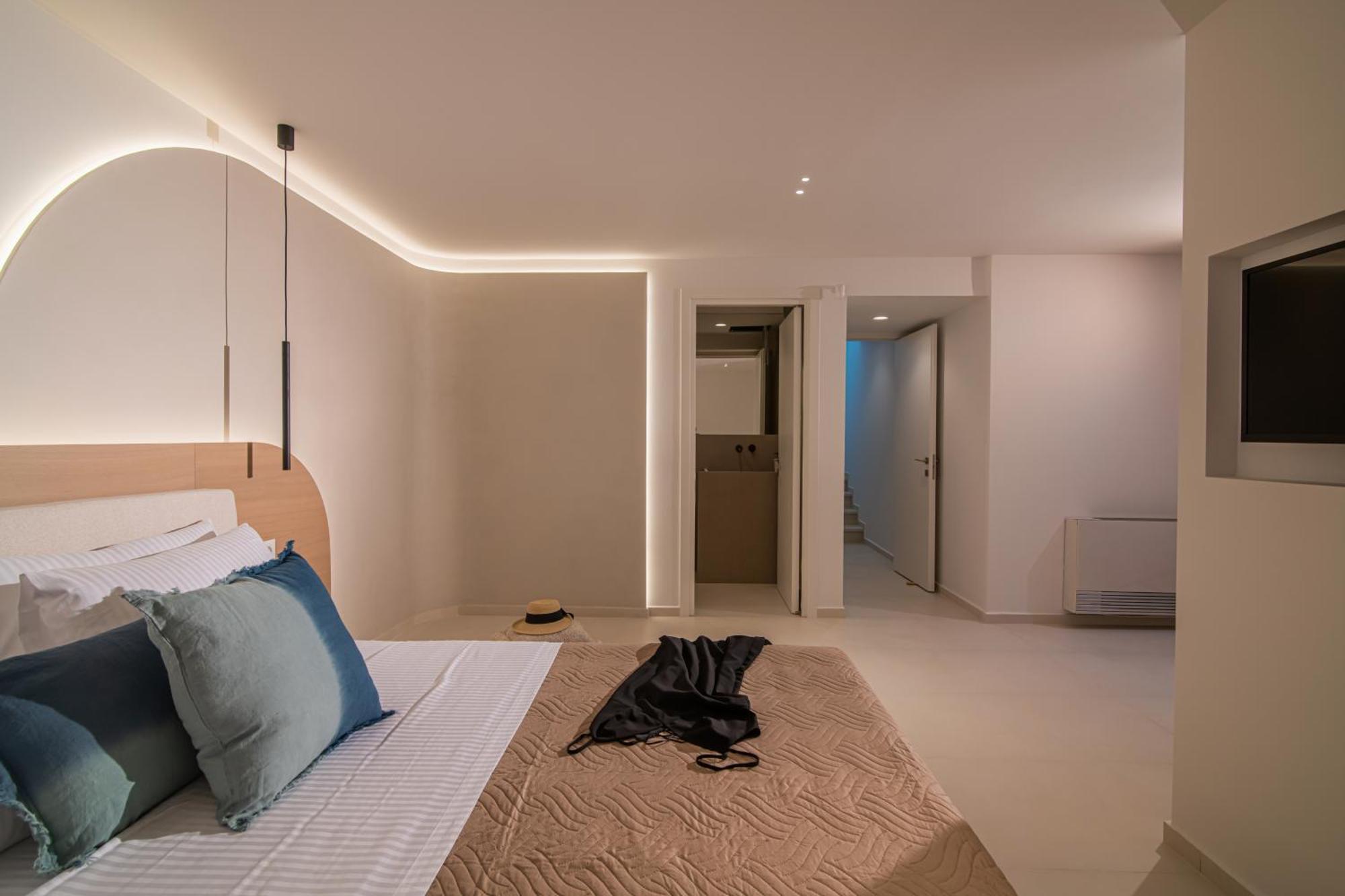 Beachfront Villa Edem Dedicated Beach Space - Heated Pool Άγιος Νικόλαος Εξωτερικό φωτογραφία