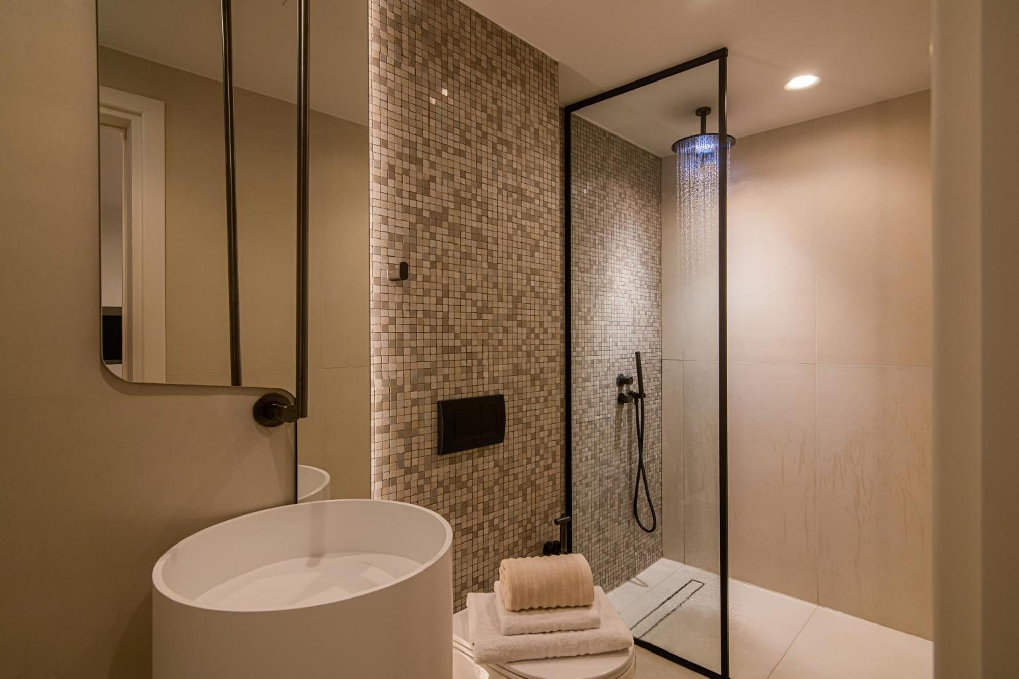 Beachfront Villa Edem Dedicated Beach Space - Heated Pool Άγιος Νικόλαος Εξωτερικό φωτογραφία