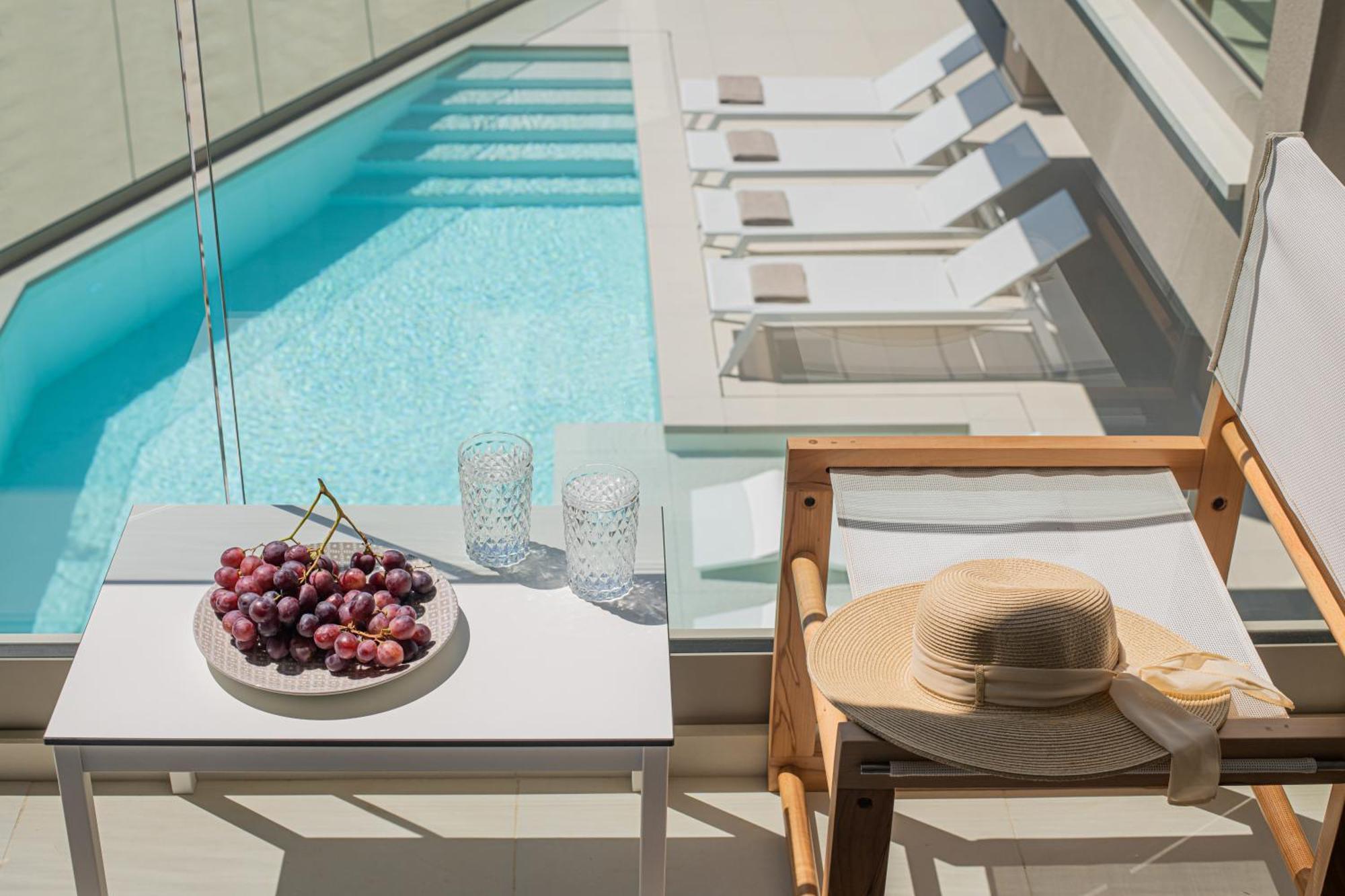 Beachfront Villa Edem Dedicated Beach Space - Heated Pool Άγιος Νικόλαος Εξωτερικό φωτογραφία